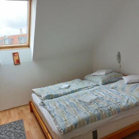 Apartmancentrum Gyula Extérieur photo