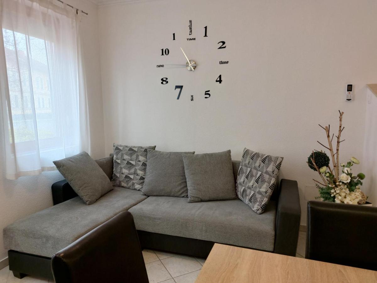 Apartmancentrum Gyula Extérieur photo