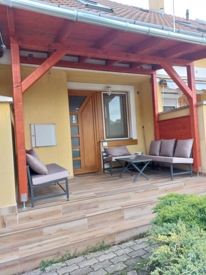 Apartmancentrum Gyula Extérieur photo