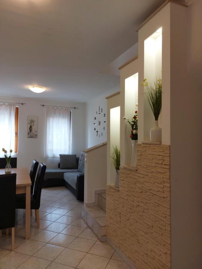 Apartmancentrum Gyula Extérieur photo