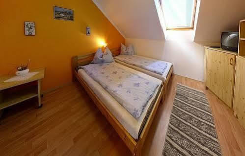 Apartmancentrum Gyula Extérieur photo